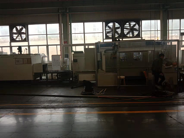 2022年1月為福建某上市公司設(shè)計(jì)，制造的鋼套內(nèi)外孔淬火加熱設(shè)備